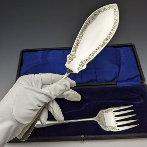 Around 1910 British antique silver plate fish server set in box Levesley Brothers